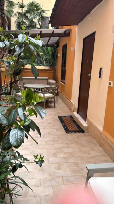 Cola Di Rienzo 243 Relais-A Leilighet Roma Eksteriør bilde